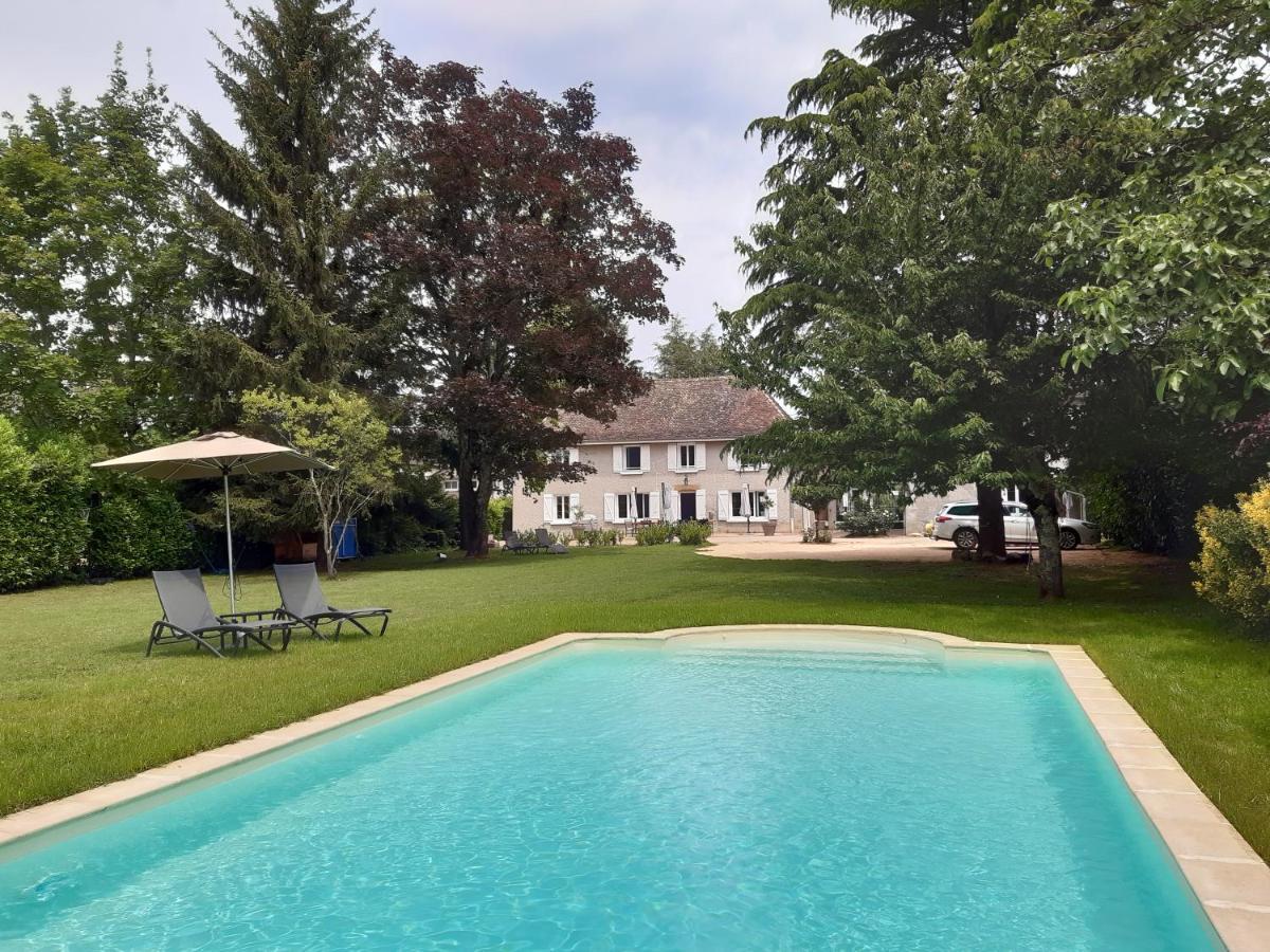 Le Domaine Du Chaffard Bed & Breakfast Les Avenieres Bagian luar foto