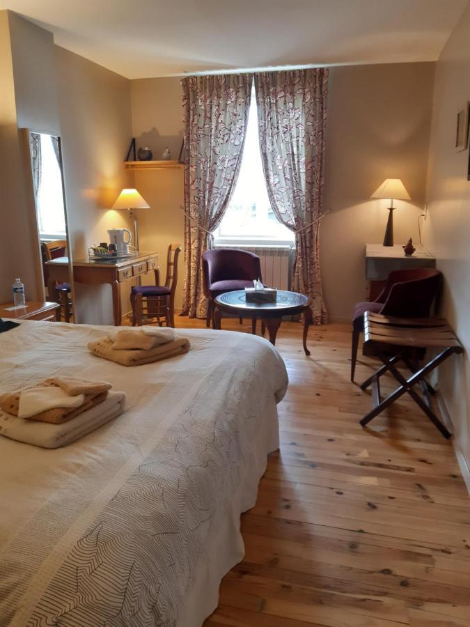 Le Domaine Du Chaffard Bed & Breakfast Les Avenieres Bagian luar foto