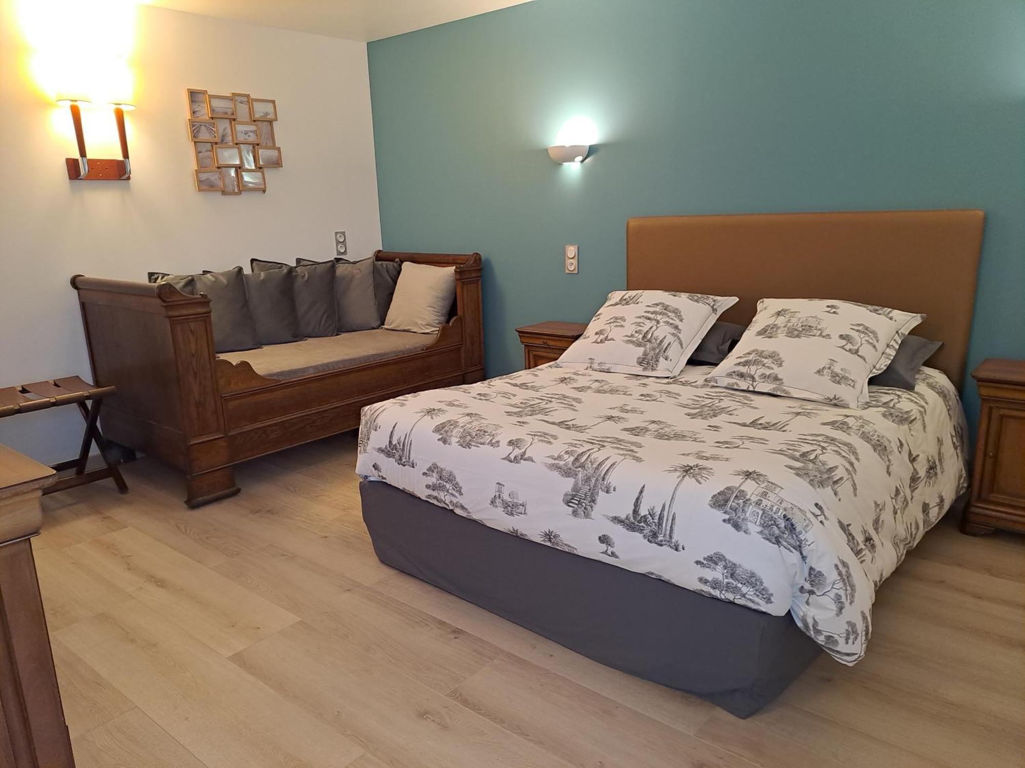 Le Domaine Du Chaffard Bed & Breakfast Les Avenieres Bagian luar foto