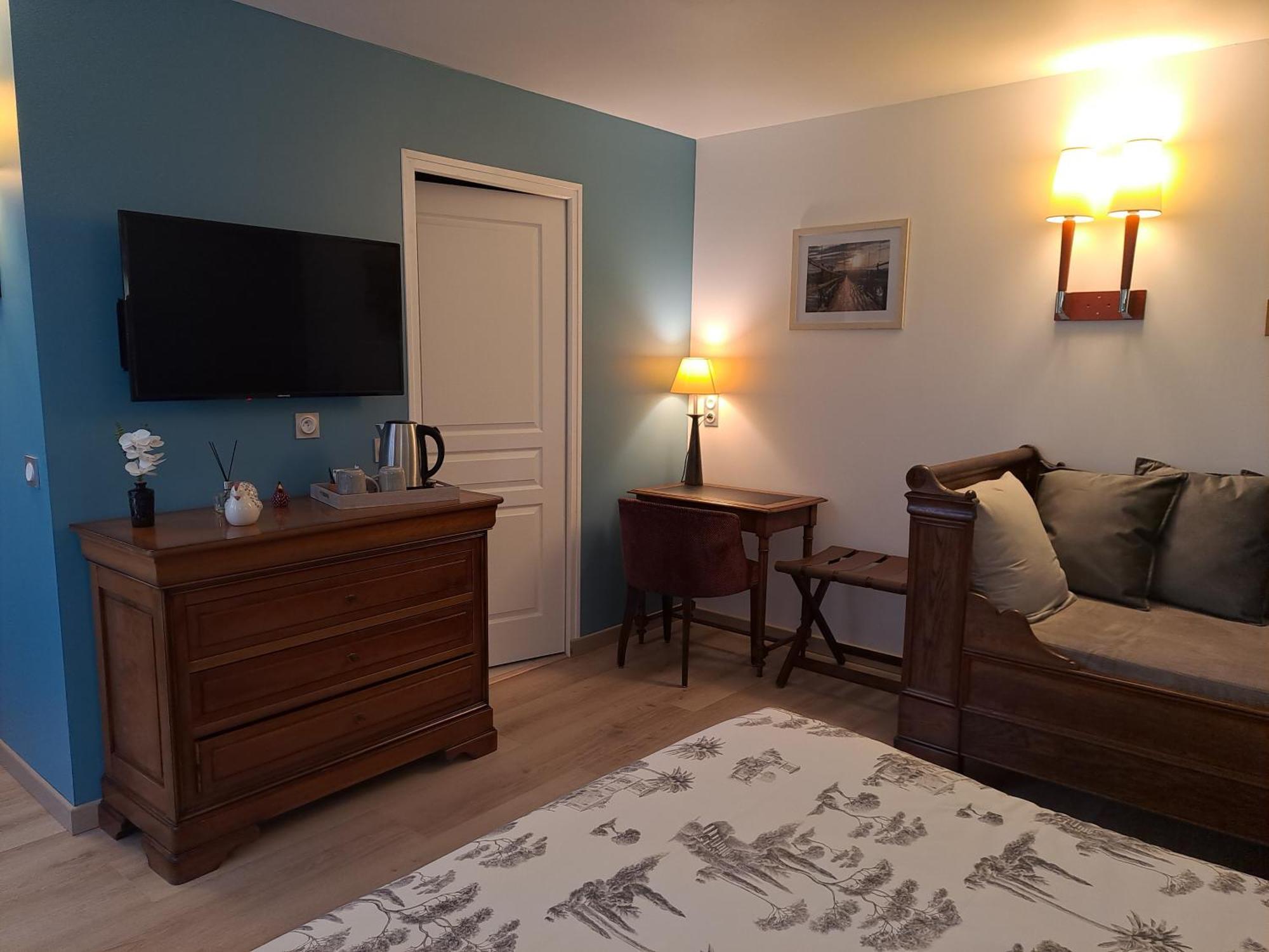 Le Domaine Du Chaffard Bed & Breakfast Les Avenieres Bagian luar foto