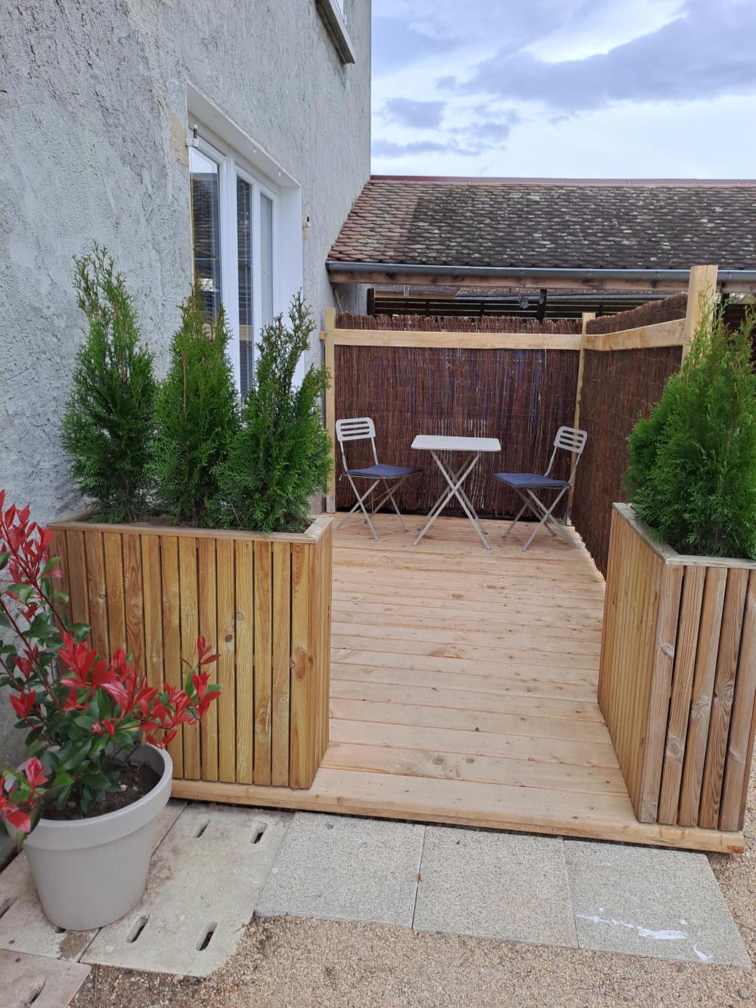 Le Domaine Du Chaffard Bed & Breakfast Les Avenieres Bagian luar foto